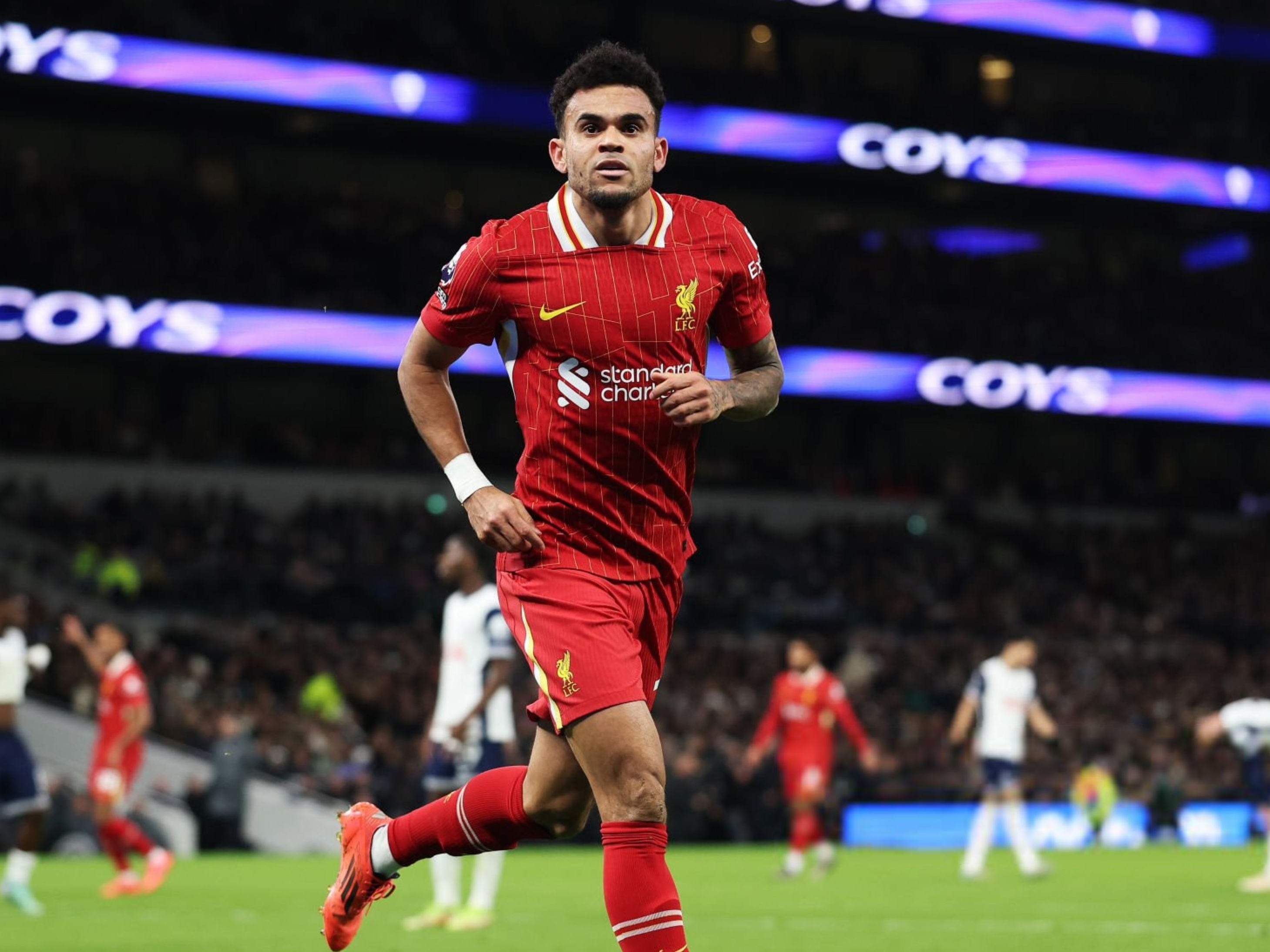 九游网页版入口-转会风云：本赛季最大的交易事件回顾的简单介绍