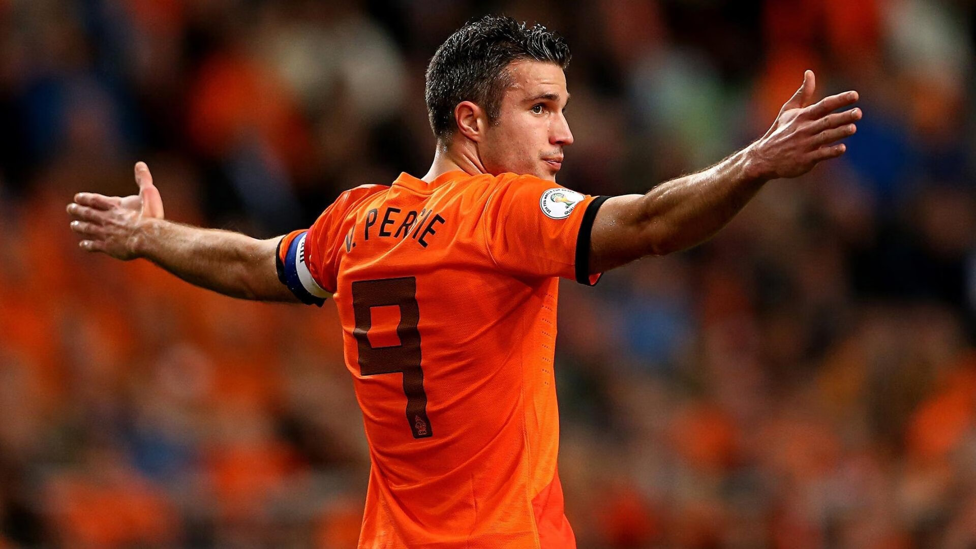 九游娱乐APP-基层联赛冠军受邀观看国家队比赛体验职业氛围提升梦想感，国家队训练赛